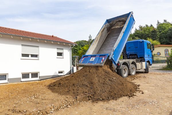 Garden Dirt Delivery in Houma
